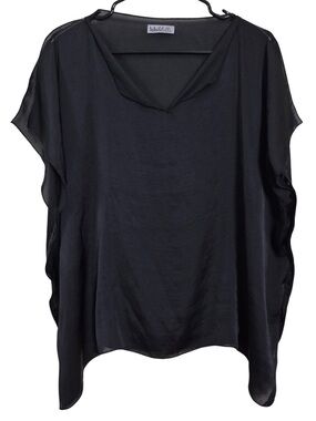 Tutu and Lilli S/S Embroidered Blouse in Black